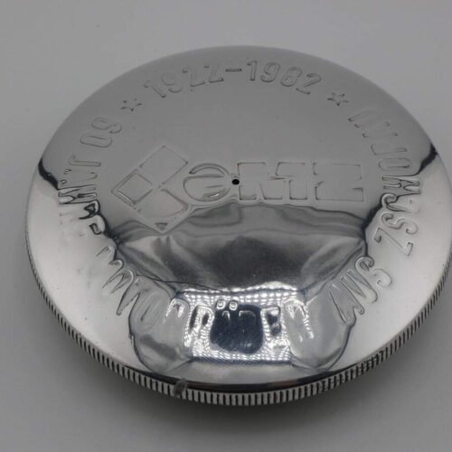 Korek zbiornika paliwa MZ z okresu DDR, odnowiony i gotowy do montażu.