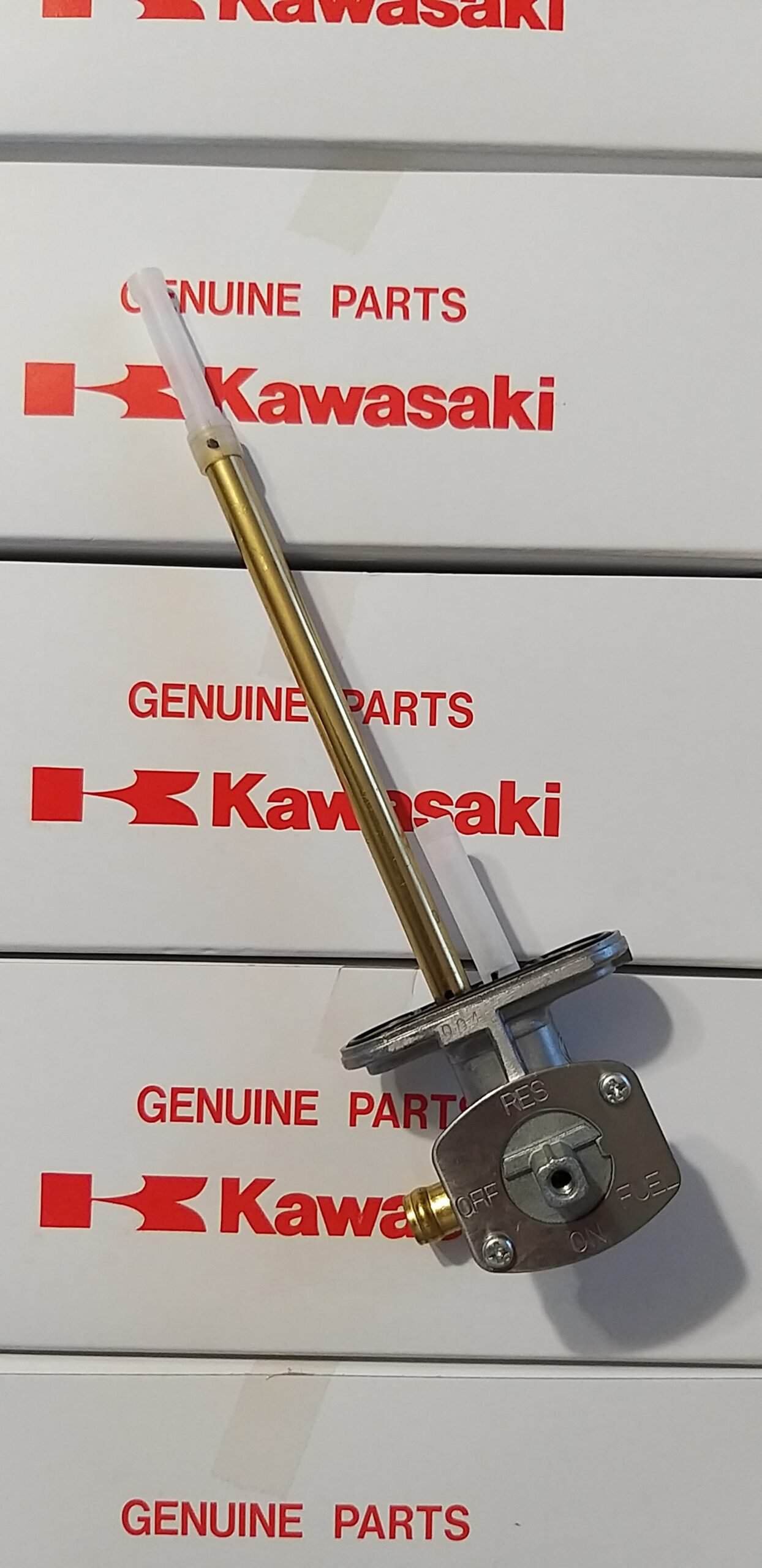 Kawasaki ZXR400 – Kranik paliwa OEM 51023-1313