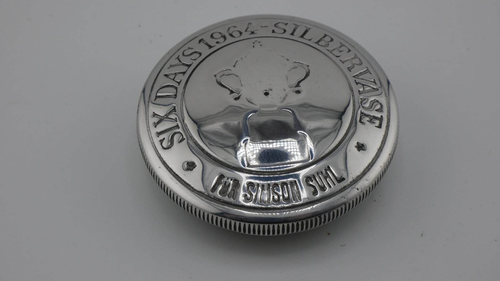 Korek zbiornika paliwa Simson KR51, SR4-1 (Spatz), SR4-2, SR4-2/1 (Star) po renowacji DDR puchar mały