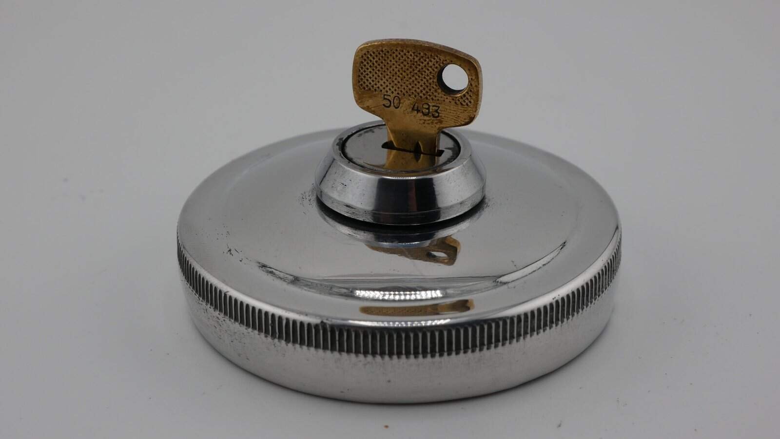 Korek zbiornika paliwa z kluczykiem Simson S51 SR50 po renowacji DDR