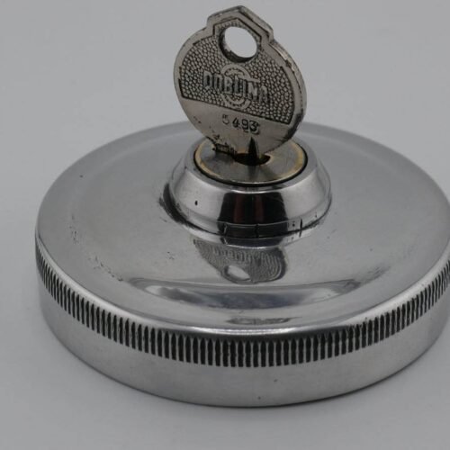 Korek zbiornika paliwa z kluczykiem do Simson S51 SR50 po renowacji DDR.