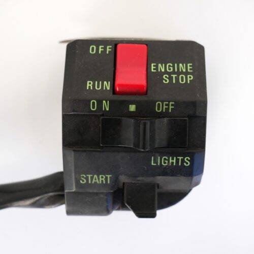 MotoZoneService - 46091 Przełączniki zespolone obudowa prawa (HOUSING-ASSY-CONTROL,RH) – Kawasaki ZXR400 460911441 – używane