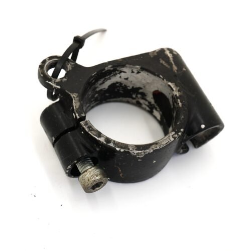 MotoZoneService - 46012A Uchwyt kierownicy prawy (HOLDER-HANDLE,RH) – Kawasaki ZXR400 460121241 – używane
