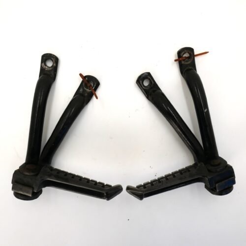 MotoZoneService - 35011 / 34028 Podnóżki pasażera komplet (STEP,RR) – Kawasaki ZXR400 350111497 / 350111498 / 340281490 / 340281491 – używane