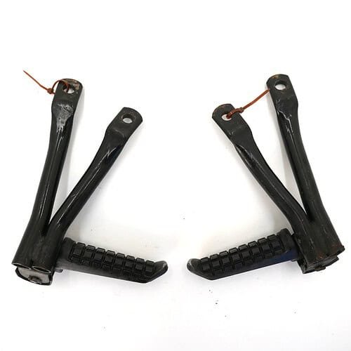 35011 / 34028 Podnóżki pasażera komplet (STEP,RR) – Kawasaki ZXR400 350111497 / 350111498 / 340281490 / 340281491 – używane