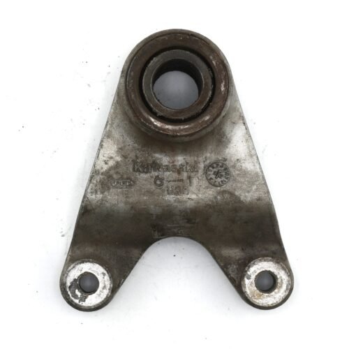 MotoZoneService - 43034 Mocowanie zacisku hamulca tylnego (HOLDER-BRAKE, REAR CALIPER) – Kawasaki ZXR400 430341106 – używane