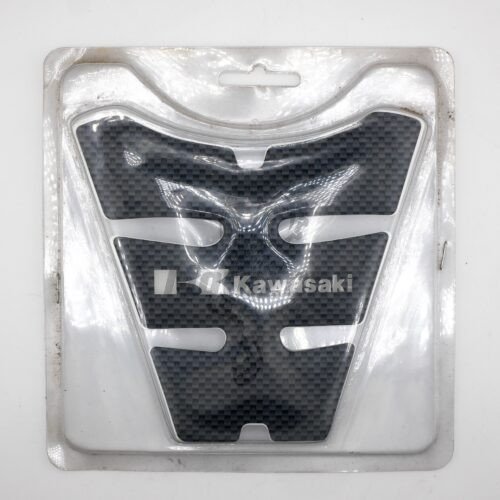 Naklejka ochronna zbiornika Kawasaki (TANK PAD) – karbon – nowy