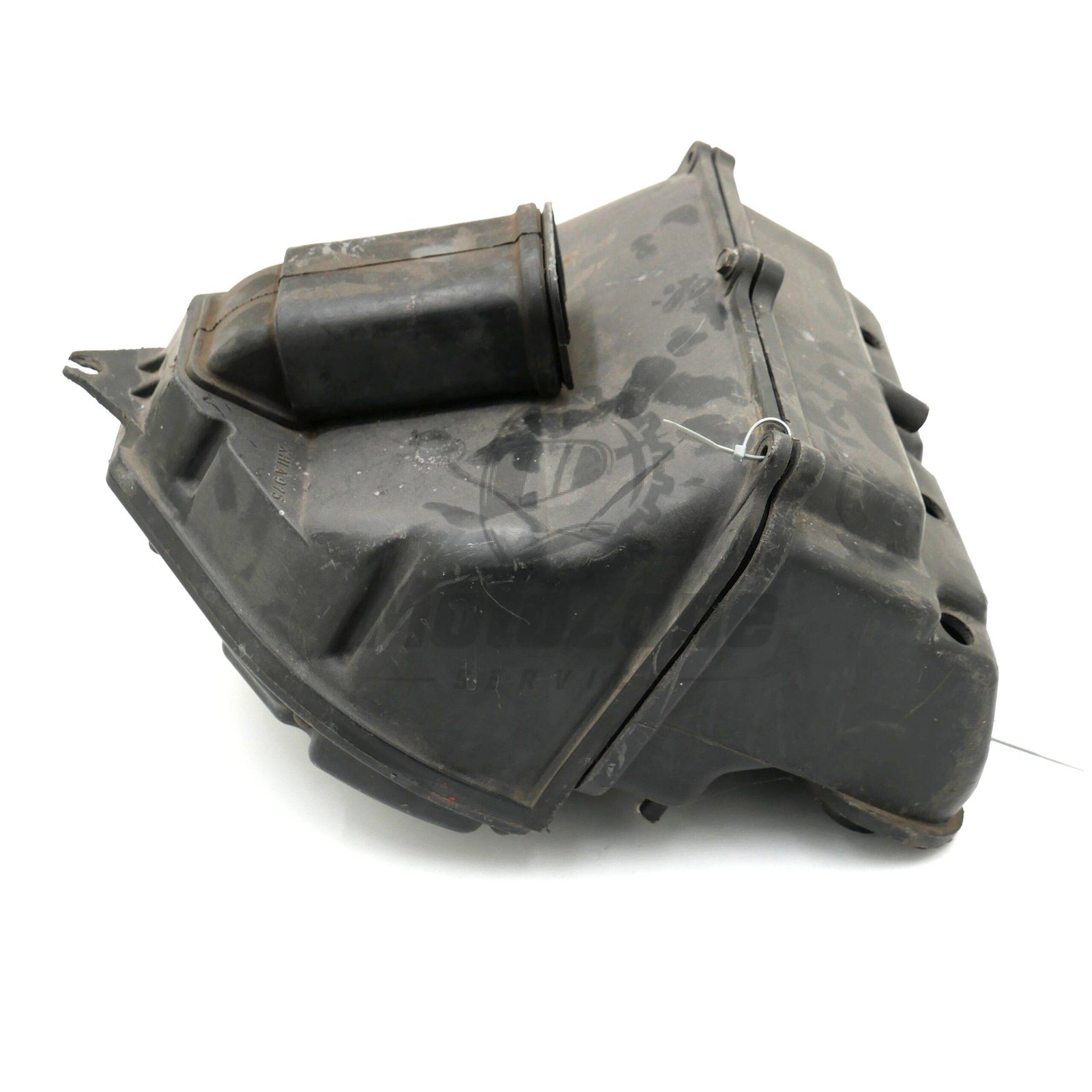 11010 Obudowa filtra powietrza wersja H (AIRBOX FILTER-ASSY-AIR) – Kawasaki ZXR400H 1989-1990 110111287 – używane 1 Obudowa filtra powietrza do Kawasaki ZXR400H, wersja H, używana, w dobrym stanie.