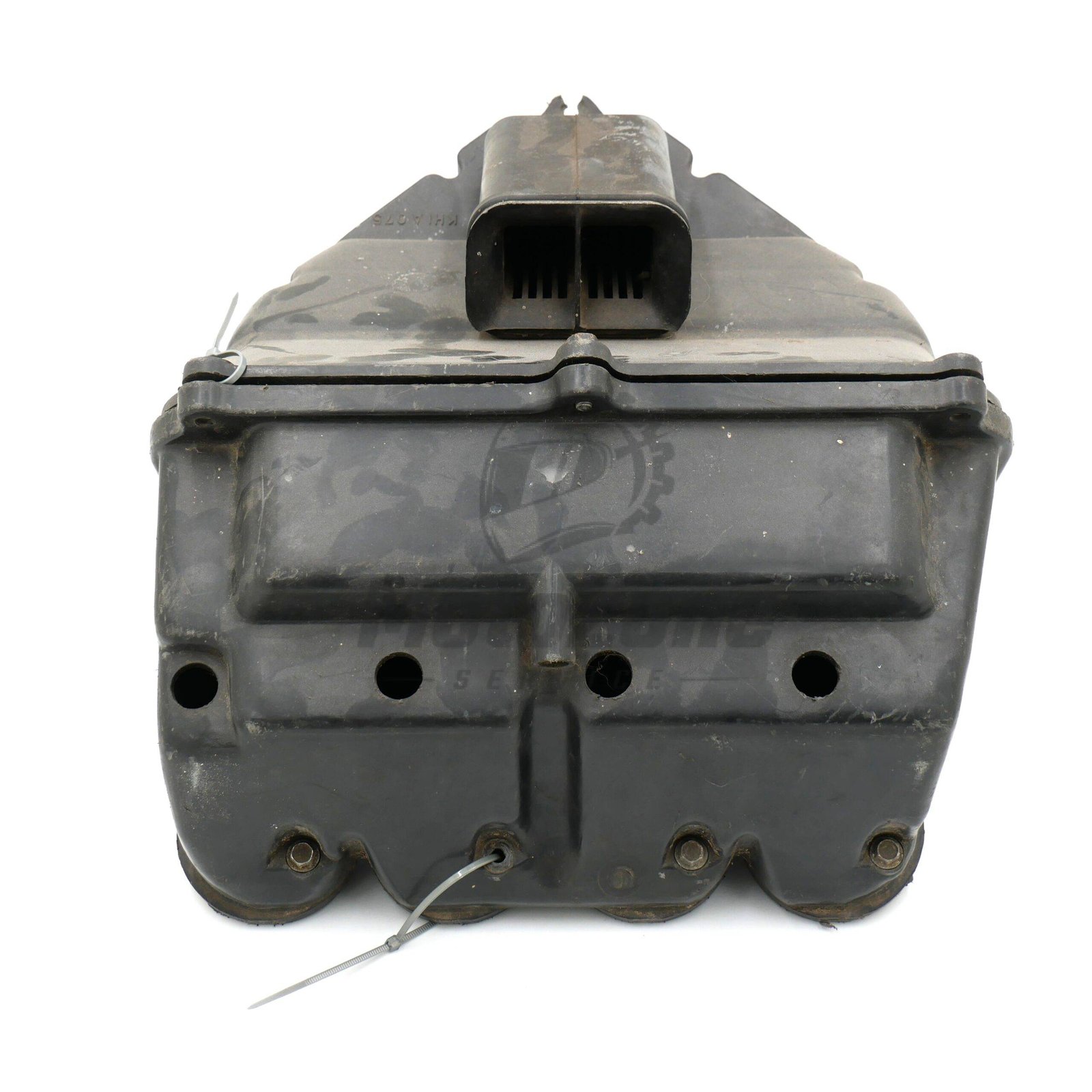 11010 Obudowa filtra powietrza wersja H (AIRBOX FILTER-ASSY-AIR) – Kawasaki ZXR400H 1989-1990 110111287 – używane 3 Obudowa filtra powietrza do Kawasaki ZXR400H 1989-1990, używana.