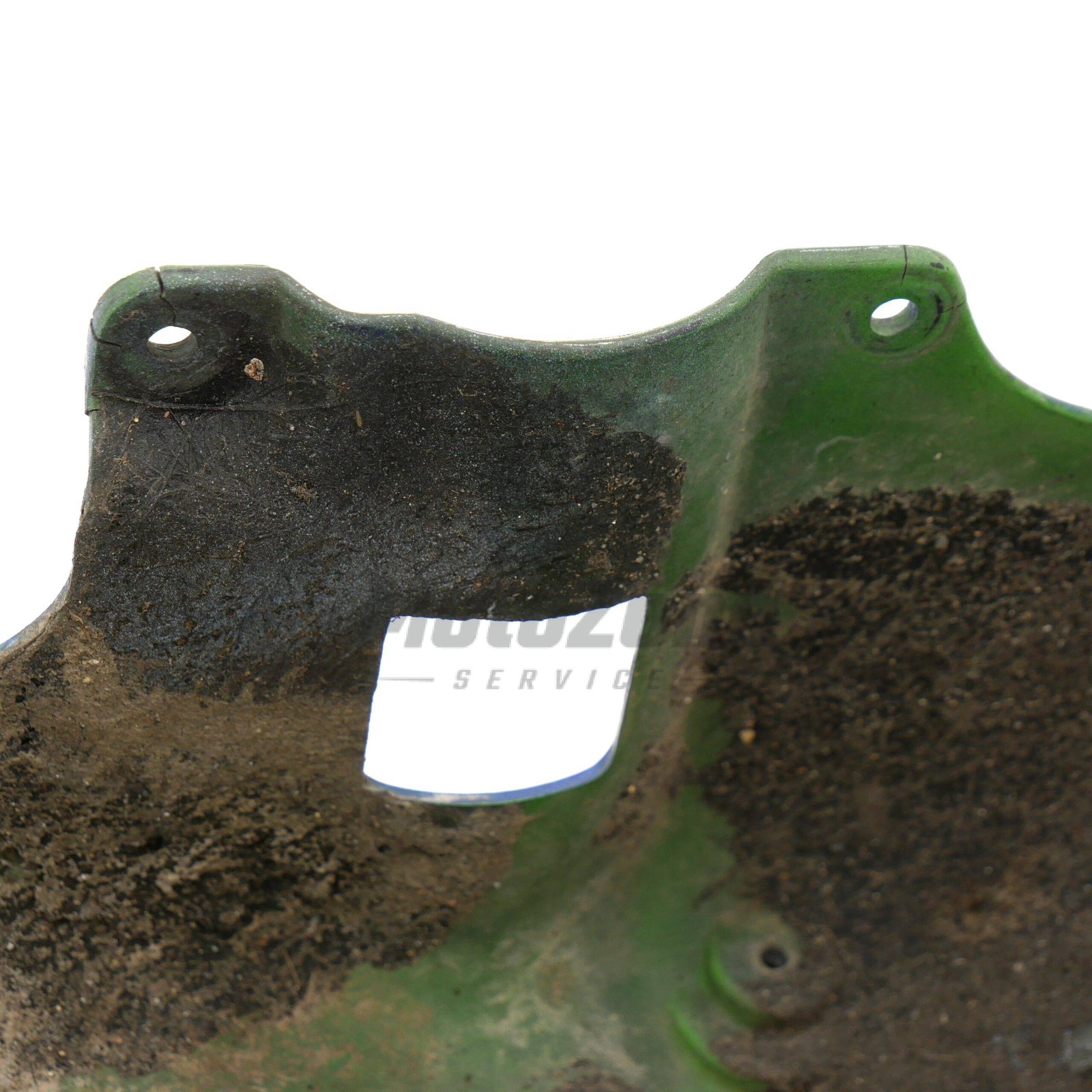 35004 Błotnik przedni (FENDER-FRONT,P.P) – Kawasaki ZXR400 35004128320 – używane 2 6 Błotnik przedni do Kawasaki ZXR400, czarny, używany, z zabrudzeniami i śladami użytkowania.