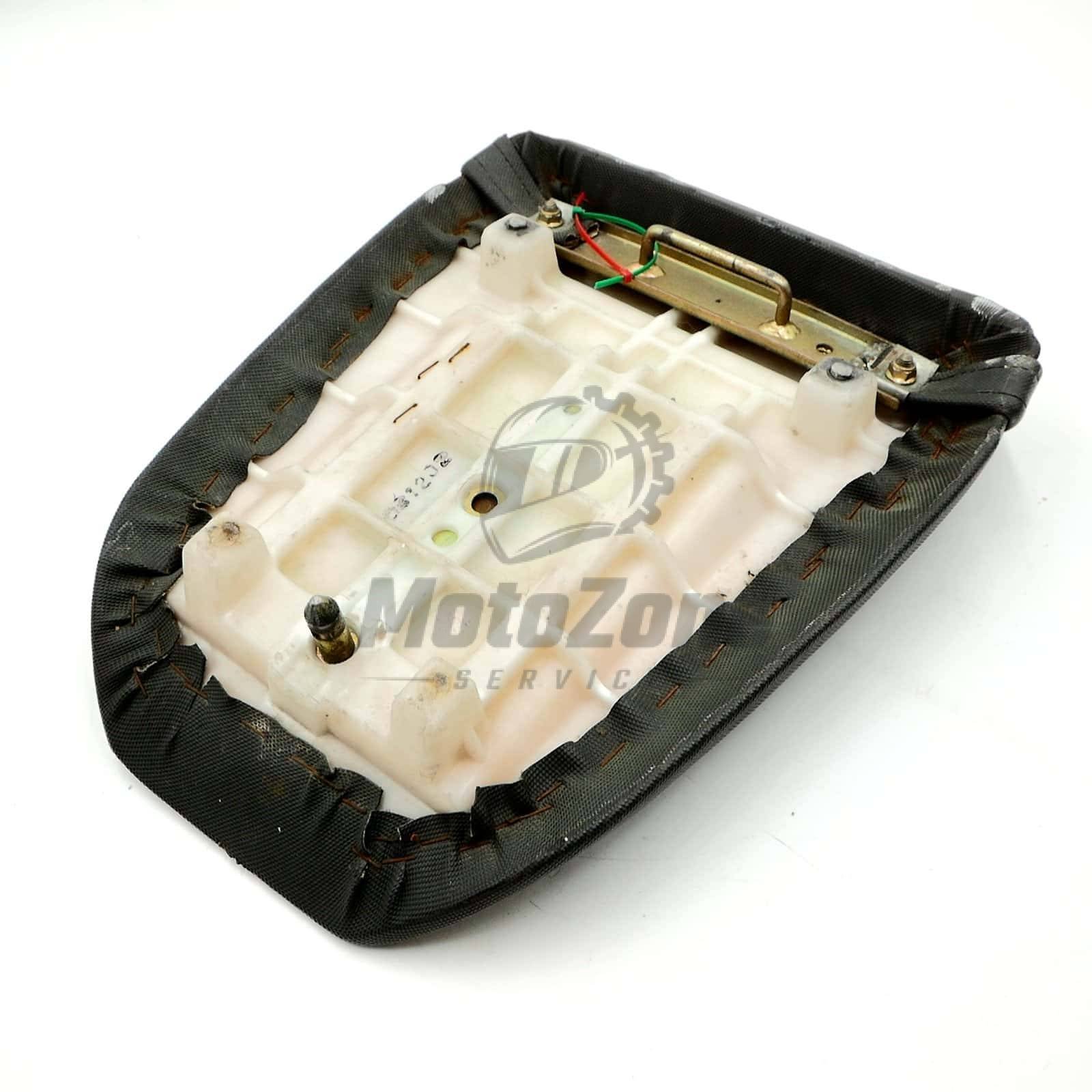 53001A Siedzenie tylne pasażera czarne (SEAT-ASSY, RR, BLACK) – Kawasaki ZXR400 530011643MA – używane 3 5 MotoZoneService -4