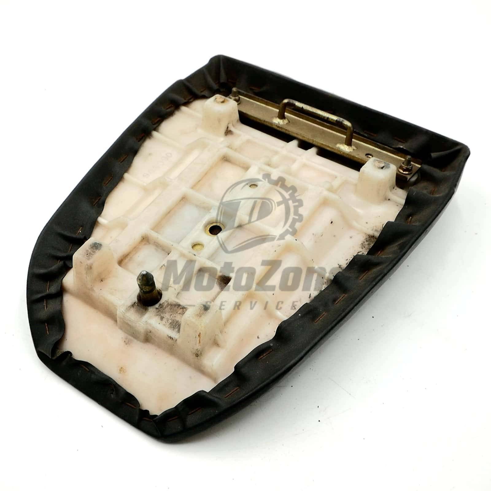 53001A Siedzenie tylne pasażera czarne (SEAT-ASSY, RR, BLACK) – Kawasaki ZXR400 530011643MA – używane 12 6 MotoZoneService -4