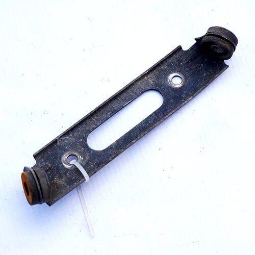 MotoZoneService - 11047 Uchwyt chłodnicy górny (BRACKET,RADIATOR) – Kawasaki ZXR400 110471402 – używane 2 (Kopia) OEM