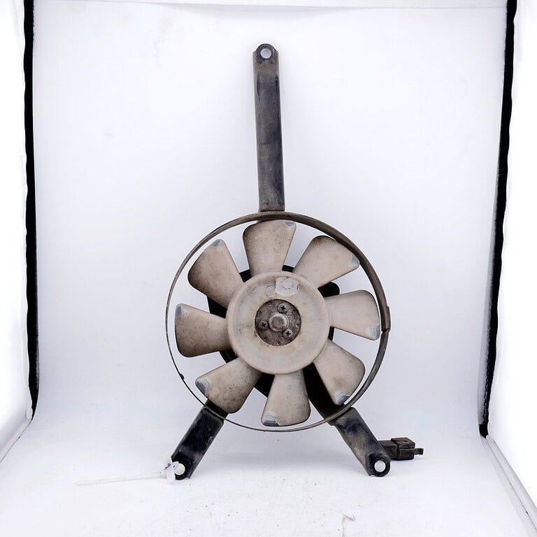 MotoZoneService - 59502 Wentylator kompletny (FAN-ASSY) – Kawasaki ZXR400 595021091 – używane (Kopia) OEM
