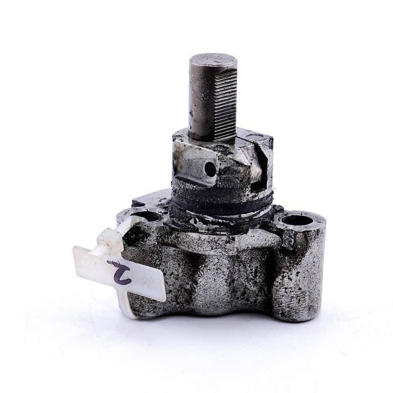 12048 Napinacz łańcucha rozrządu (TENSIONER-ASSY) – Kawasaki ZXR400 120481125 – używane 2 MotoZoneService - 12048 Napinacz łańcucha rozrządu (TENSIONER-ASSY) – Kawasaki ZXR400 120481125 – używane 2 OEM