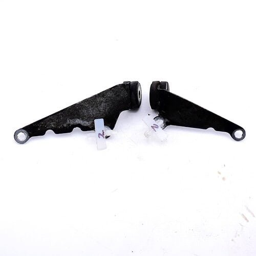 MotoZoneService - 11047 + 11047A Zestaw uchwytów prawy i lewy (BRACKET,RH + BRACKET,LH) – Kawasaki ZXR400 110471378 + 110471379 – używane OEM
