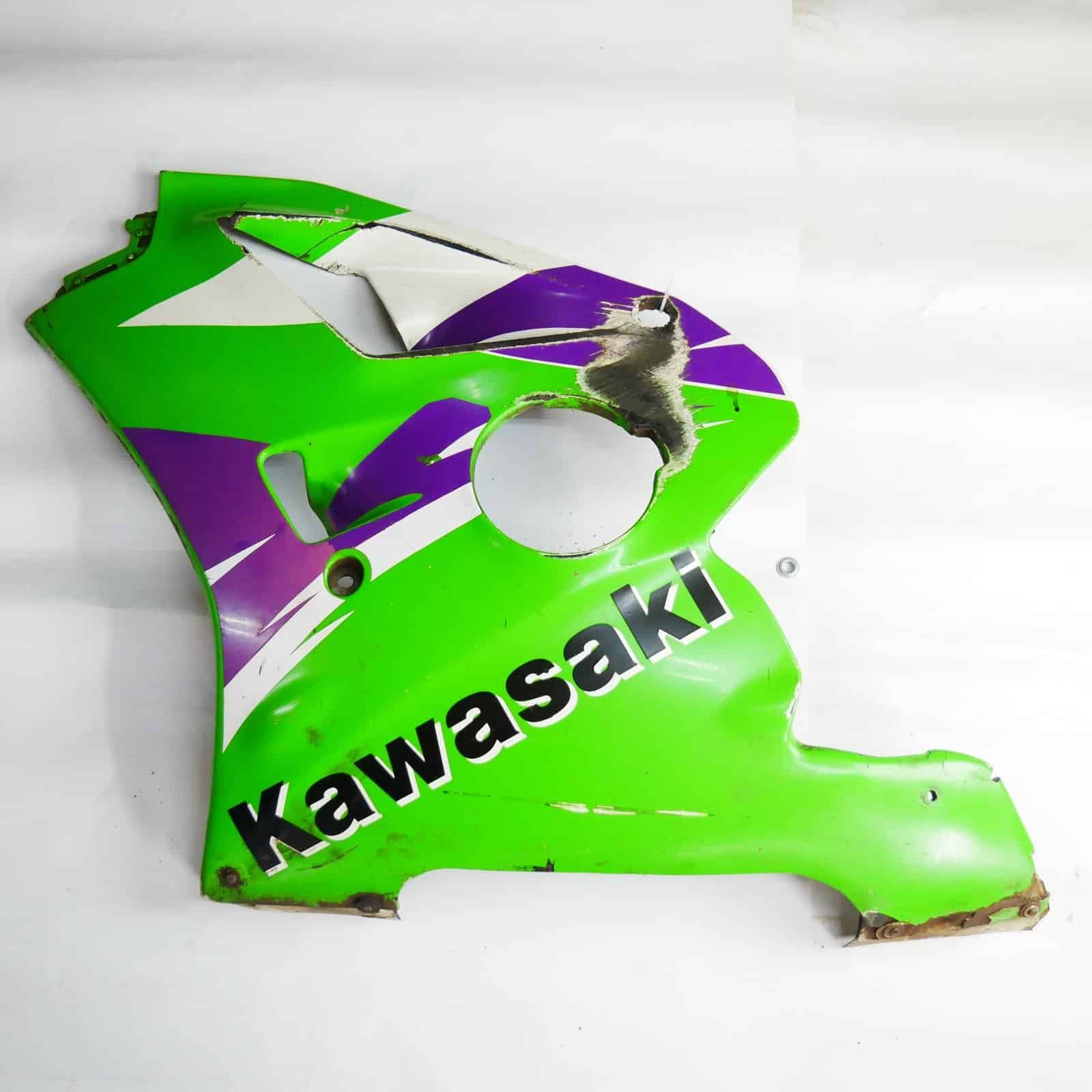 55049 Owiewka boczna duża lewa zielono-biała (COWLING.,LWR,LH,GREEN/WHITE) – Kawasaki ZXR400 550495345CK – używane 1 MotoZoneService -4