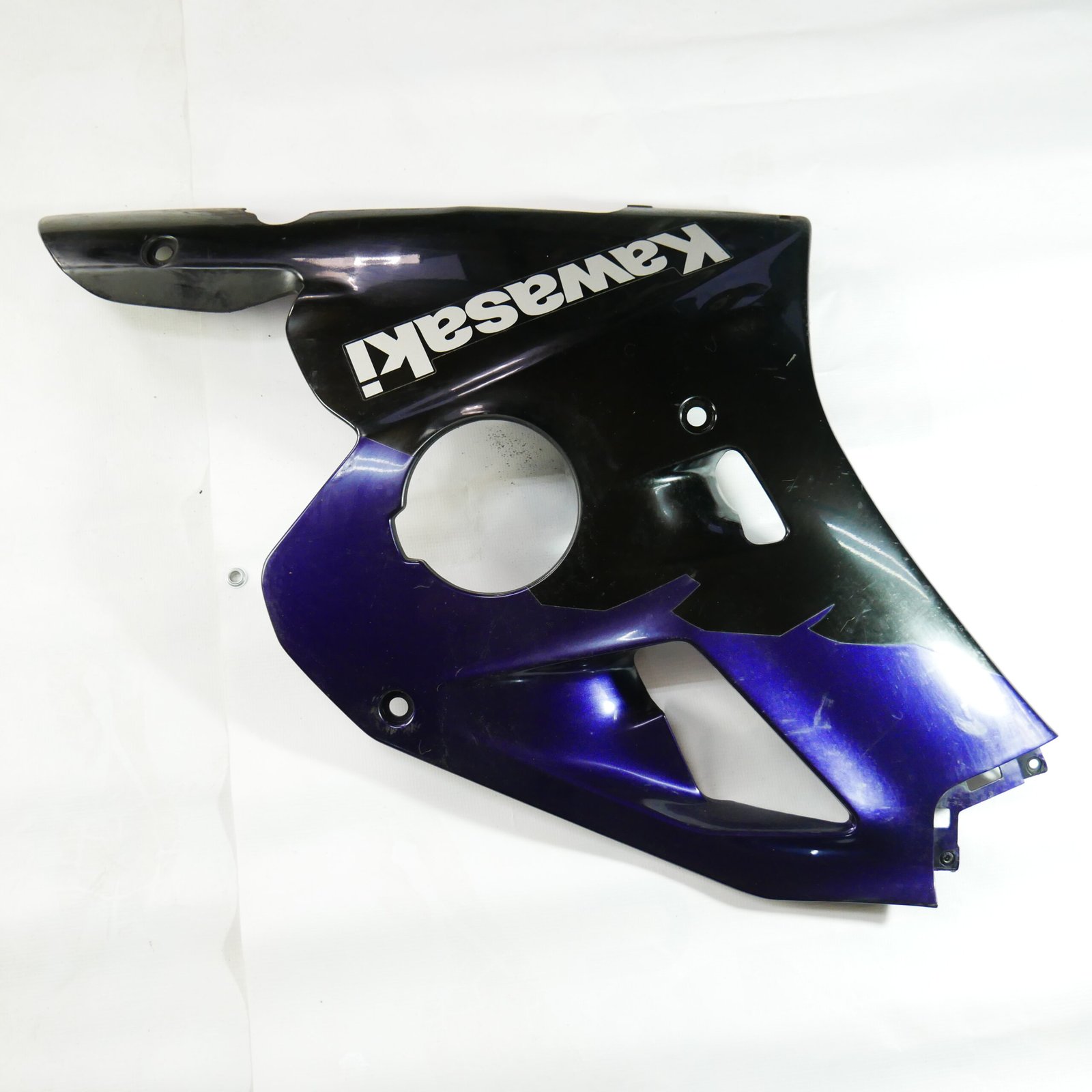 55049 Owiewka boczna duża lewa czarno-fioletowa (COWLING.,LWR,LH,BLACK/PURPLE) – Kawasaki ZXR400 – używane 5 MotoZoneService -4